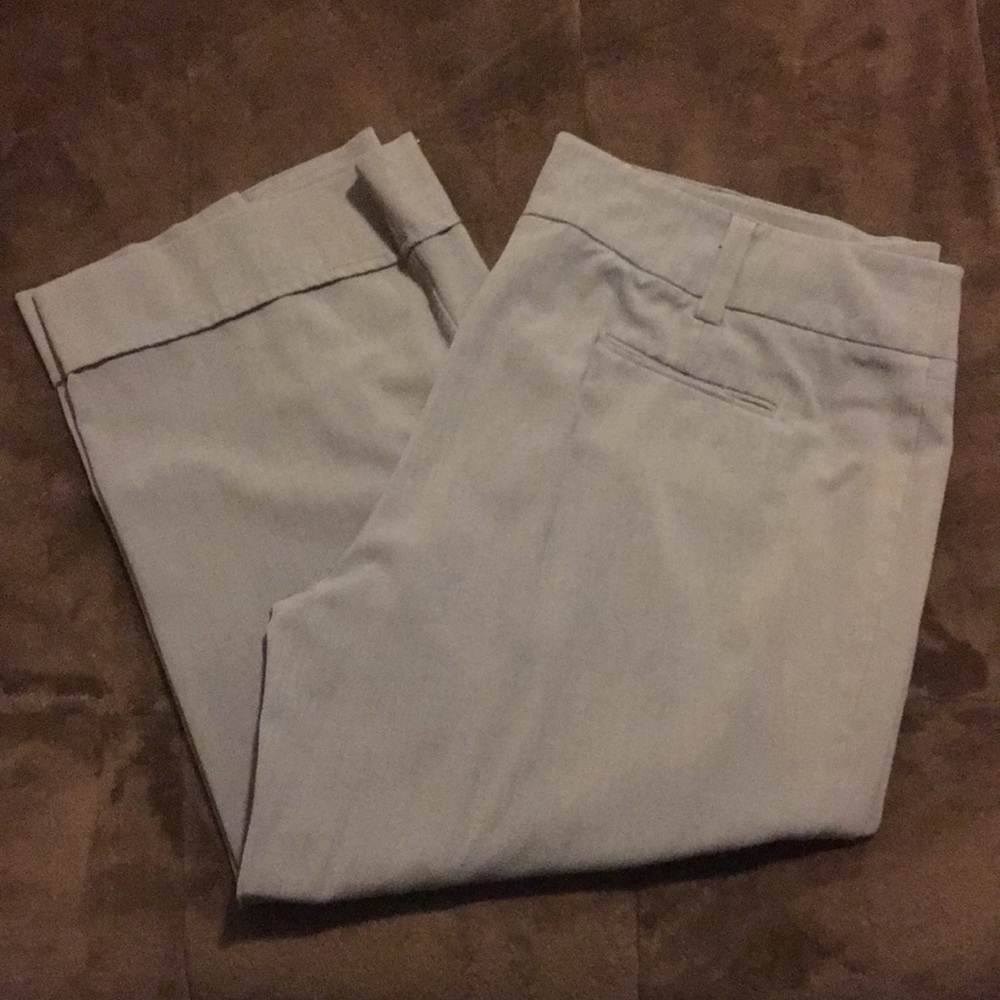 Capri grey pants DONATED